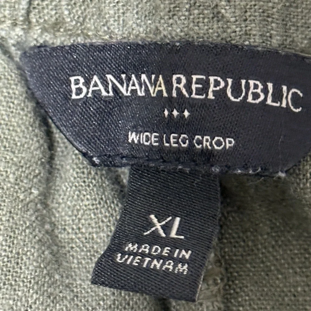 Banana Republic see pictures